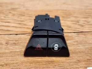 ✅ OEM BMW G11 G12 G30 F90 Emergency Flasher Warning Light Switch Control Module - Picture 1 of 11
