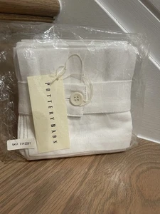 Pottery Barn Classic Hotel Cocktail Napkins Vintage Set of 8 White 10"x10" NWT - Picture 1 of 11