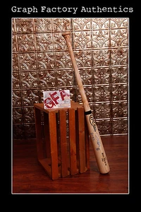 **GFA San Francisco Giants *GARY 'SARGE' MATTHEWS* Firmato GU Cracked Bat COA** - Foto 1 di 2