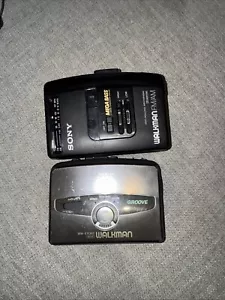Walkmans Sony repuestos/reparaciones WM-FX19 y WM-EX362 - Imagen 1 de 4