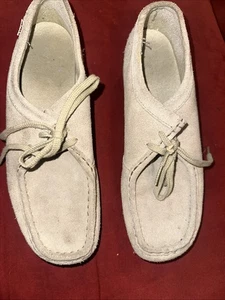 Mocasín Clarks Wallabee de gamuza para mujer 9,5 M tostado cuña suela de crepé - Imagen 1 de 8