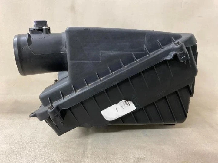 2017-2020 Chevrolet Suburban 1500 Air Cleaner Intake Box OEM Foto 1 de 4