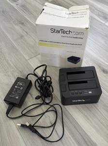 StarTech SATDOCK22RE Samodzielny dysk twardy Duplikator Stacja dokująca i kable - Zdjęcie 1 z 2