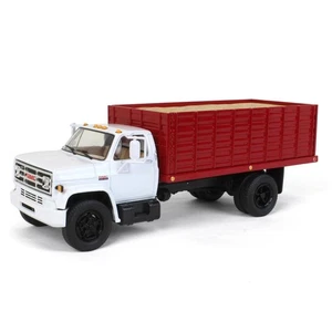 First Gear 1/34 White & Red 1970s GMC 6500 Grain Truck with Corn Load 10-4255 - Picture 1 of 6
