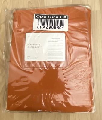 Funda parasol Pottery Barn Huntington chaise individual exterior naranja toscano Foto 1 de 3