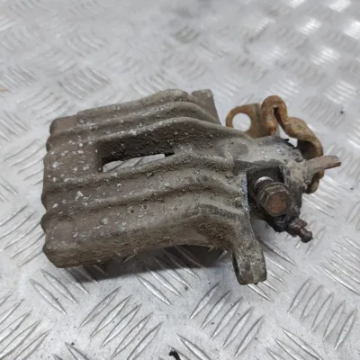 VW GOLF IV 1J1 Étrier de Frein Arrière Droit 1.40 Petrol 55kw 1998 15251761 - Photo 1/4