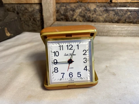 Vintage Seth Thomas Plastic Folding Travel Alarm Clock Cover