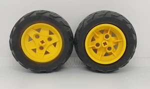 LEGO : 2x Roue + Pneu 68.8 x 36 H - Réf 41896c02 jaune - Set 7344 - Imagen 1 de 1
