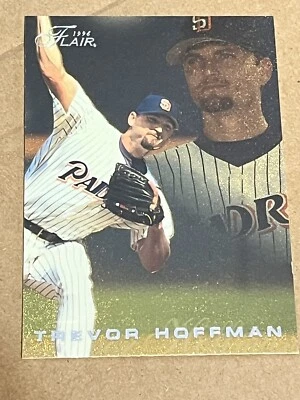 1996 FLAIR - GOLD - TREVOR HOFFMAN PADRES #377 - Image 1 of 2