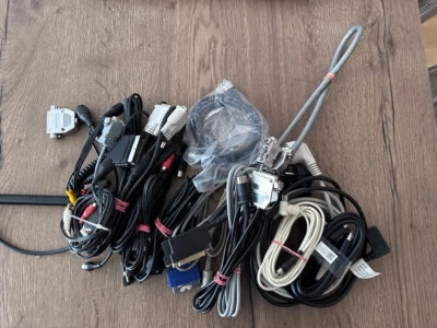 Commodore AMIGA, PC Konvolut Kabel ca.20-25 Kabel , gebraucht - Bild 1 von 4