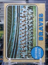 1968 Topps Baseball #221 Atlanta Braves Team Card w Hank Aaron JL 2H