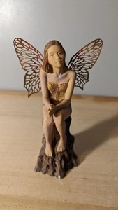 Clarecraft Faerie Realm FY04 "Faerie Of The Autumn Mists" Used Small Chip Stump - Picture 1 of 12