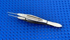 Karl STORZ Chirurgische E1798 Castroviejo Nähzange 0,5 mm, 4,3 Zoll - Bild 1 von 6