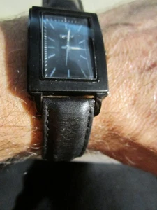 DKNY TANK WATCH 111107 - FITS TO 8" WRIST - OFC-S - Picture 1 of 6