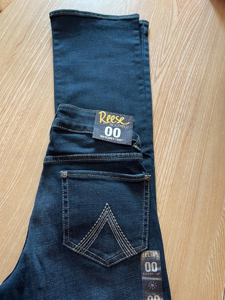 Delia's Reese Bootcut Junior s Size 00 Short Blue Denim Jeans Low Rise New - Image 1 of 4