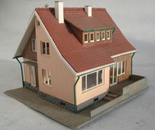 pre built ho scale buildings