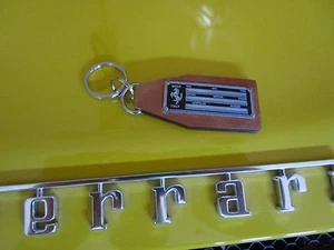 Ferrari Data Plate Leather Keychain 348 355 360 308 328 430 Testarossa Mondial - Bild 1 von 1