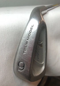 Tour Model II Plus 9 Iron / RH / Regular Steel Shaft~36" Lamkin Grip - Picture 1 of 7