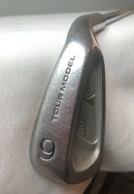 Tour Model II Plus 9 Iron / RH / Regular Steel Shaft~36" Lamkin Grip - Image 1 of 4