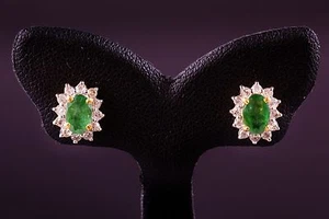 SOLID 9K GOLD w. genuine DIAMOND and EMERALD STUD EARRING - Picture 1 of 3