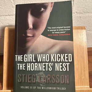 The Girl Who Kicked the Hornets' Nest by Stieg Larsson (Large PB) (R3.2) - Picture 1 of 9
