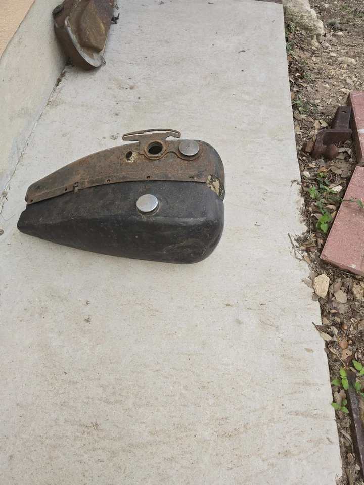 Tanque de combustible Harley Davidson Foto 1 de 4