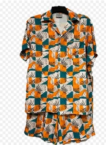    JUEGO TOPPER Y SHORTS DORADOS MULTICOLOR 2 PIEZAS para hombre por mujer’sP LUS TALLA 1XL - Imagen 1 de 1