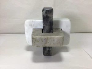 NN96 The Mysterious Stone Lock Made of 3 Pieces of Marble is Ingenious Magic - Picture 1 of 5