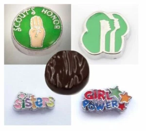 Ciondoli galleggianti biscotti Girl Scouts Honor come nuovi adatti a medaglioni in vetro - Foto 1 di 8