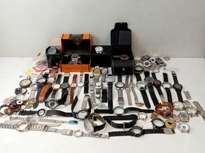 Lotto Job di orologi e pezzi di ricambio, alcuni in scatola, senza riserva, alcuni in buone condizioni. - Foto 1 di 15