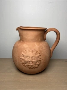 Brocca/brocca vintage Bentson West Italy arte popolare terracotta faccia di sole - Foto 1 di 13