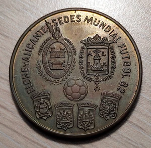 ESPAÑA 82' MUNDIAL FUTBOL FOOTBALL FIFA 1982 ELCHE ALICANTE SEDES PARTIDOS - Picture 1 of 2