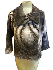Neu mit Etikett AVA Damen Swing Pullover große Knöpfe schwarz und grau Größe Small Cardigan - Bild 1 von 9