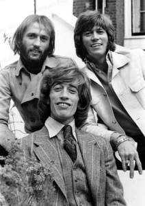 8x10 Print Bee Gees Robin Gibb Maurice Gibb Barry Gibb #BDFG - Picture 1 of 1