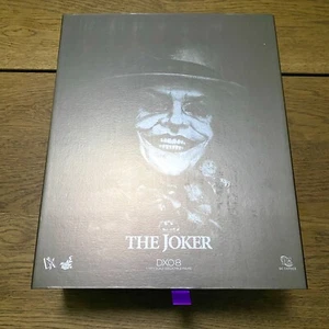 1/6 HOT TOYS: FIGURA DX08 JOKER 1989 JACK NICHOLSON BATMAN CAJA VACÍA + MANUAL - Imagen 1 de 8