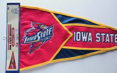 NEW Iowa State Cyclones University 34" Collegiate Felt Pennant Cover