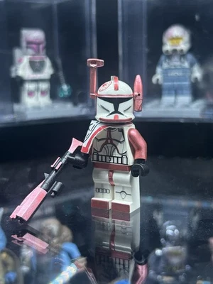 Lego Star Wars Red Metallic Phase 1 “Shock” Clone Minifigure OG eBay Custom RARE - Image 1 of 4