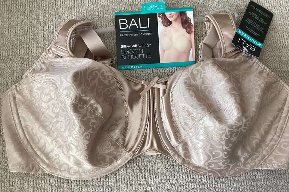 Women's Bali Minimizer Satin Tracings Underwire Non-Padded Bra 40C #DF3562