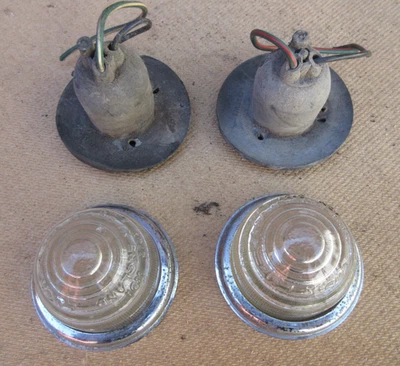 2x Reliant Regal  and Early Land Rover Glass Front Side Lights - Image 1 of 4