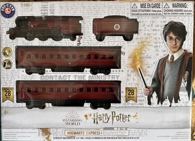 LIONEL Wizarding World Harry Potter Hogwarts Express Train Set  28pc 7-11981 NEW - Image 1 of 4