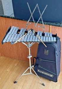 Ludwig Glockenspiel mit Rollrucksack Tragetasche & Schlägel & Notenständer - Bild 1 von 23