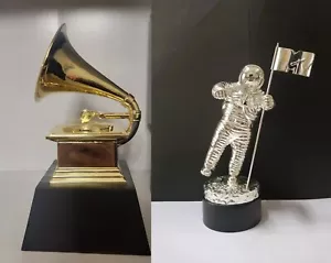 Set di 2 PREMI MTV AWARD E MUSIC AWARD G.R.A.M.M.Y SET - Foto 1 di 5