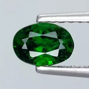 0.44Cts Natural Diopside Oval Shape Loose Gemstone - Picture 1 of 3