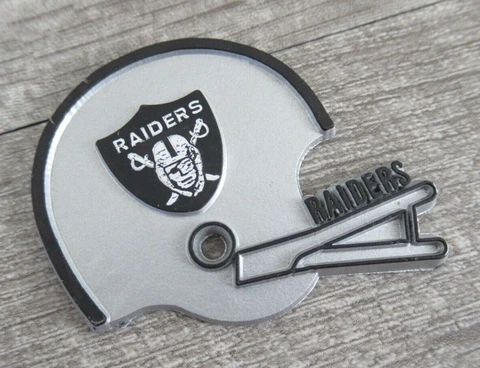 Oakland Raiders Vtg NFL Rubber Fridge Magnet Refrigerator Standings Board Vegas Cover