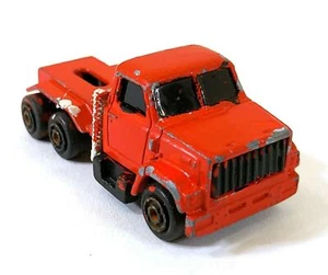 Majorette Red Truck 1/100 Vintage Diecast France - Visible Playwear - Bild 1 von 3