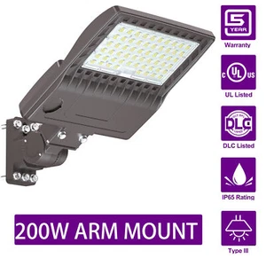 LED Parking Lot Light 200W LED Road Street Shoebox Pole Fixture Lights 28000LM - Picture 1 of 11