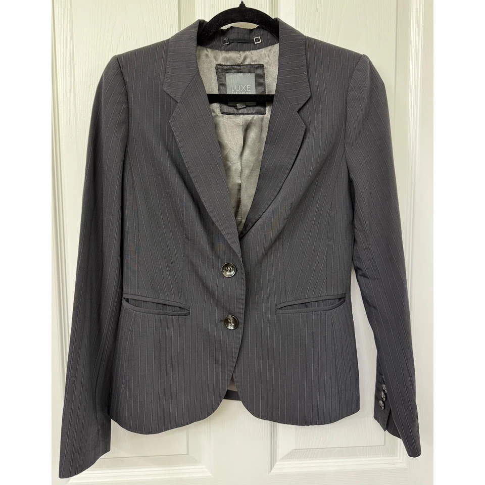 The Limited Luxe Collection Size 2 Gray Pin Stripe Career Blazer - Image 1 of 4