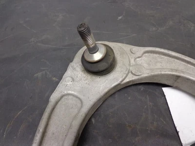 04 05 06 07 08 09 CADILLAC SRX PASSANGER SIDE UPPER CONTROL ARM FRONT Foto 1 de 4