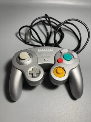 Контроллер Nintendo GameCube серый платиновый серебристый от оригинального производителя оригинальный подлинный DOL-003 - Изображение 1 из 3
