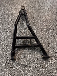 2024-2026 POLARIS XPEDITION FRONT RH LOWER CONTROL ARM 1544380 - Picture 1 of 3